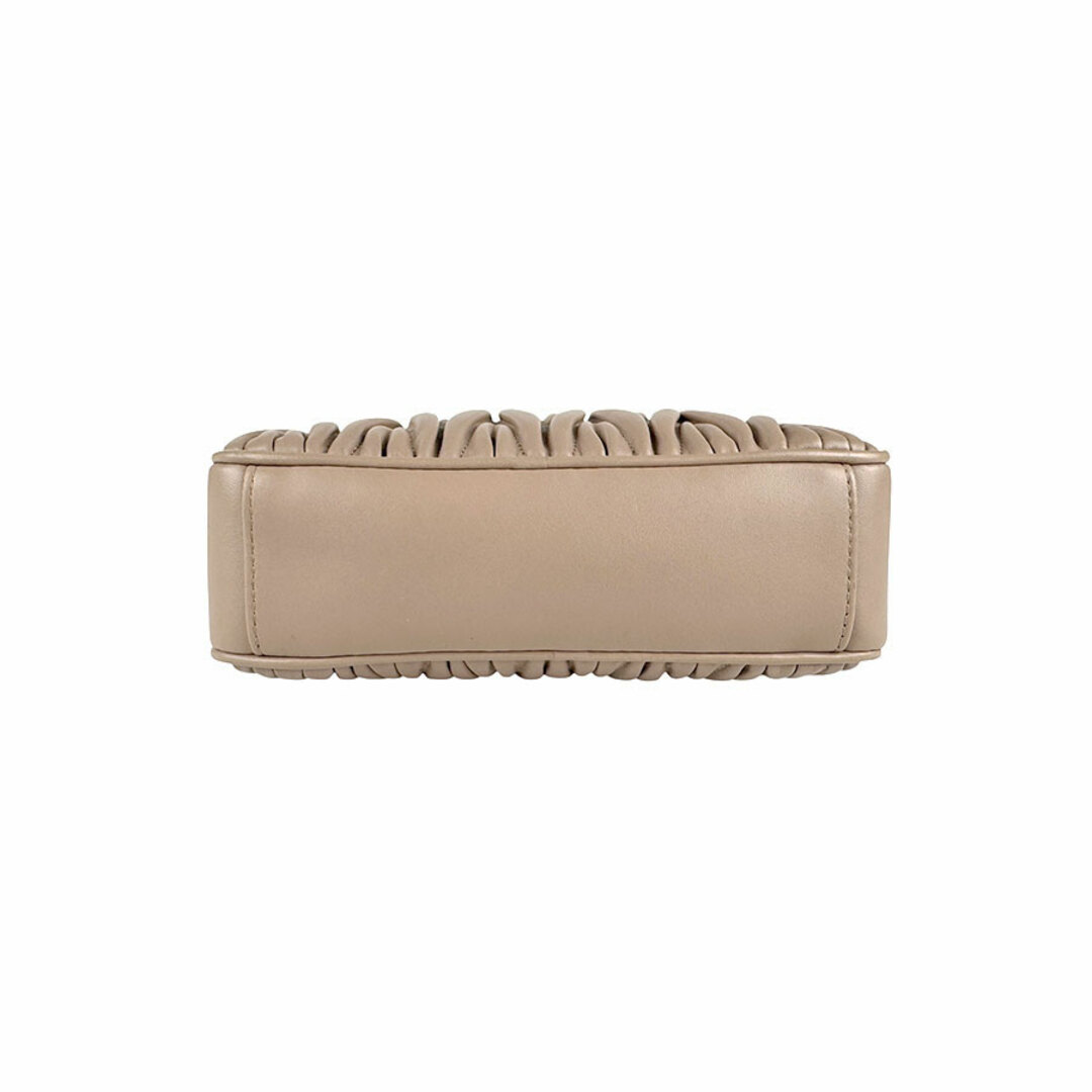 MIU MIU - ミュウミュウ MIUMIU 斜め掛けショルダーバッグ MIU MIU - ミュウミュウ MIUMIU 斜め掛けショルダーバッグ