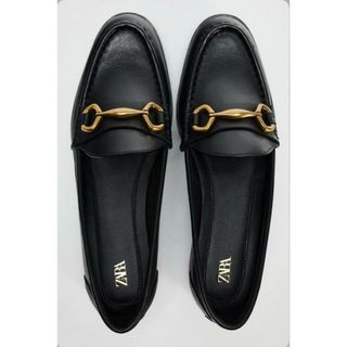 ZARA(ローファー/革靴)のフリマアイテム一覧 ZARA(ローファー/革靴)のフリマアイテム一覧
