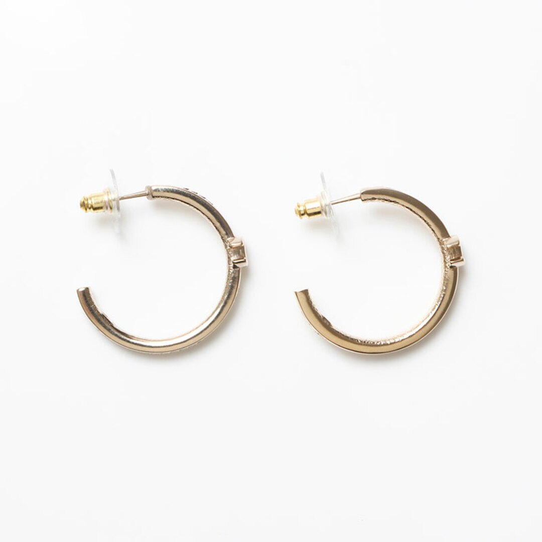CHANEL - シャネル CHANEL A24B ココマーク 2024 フープ ピアス CHANEL - シャネル CHANEL A24B ココマーク 2024 フープ ピアス