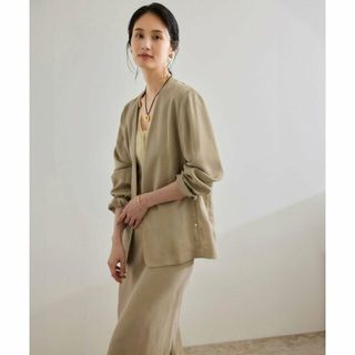 ロペ(ROPE’)の【ベージュ系（28）】【WEB・一部店舗限定】フィブリルサテンノーカラージャケット【セットアップ対応】/洗える(ノーカラージャケット)