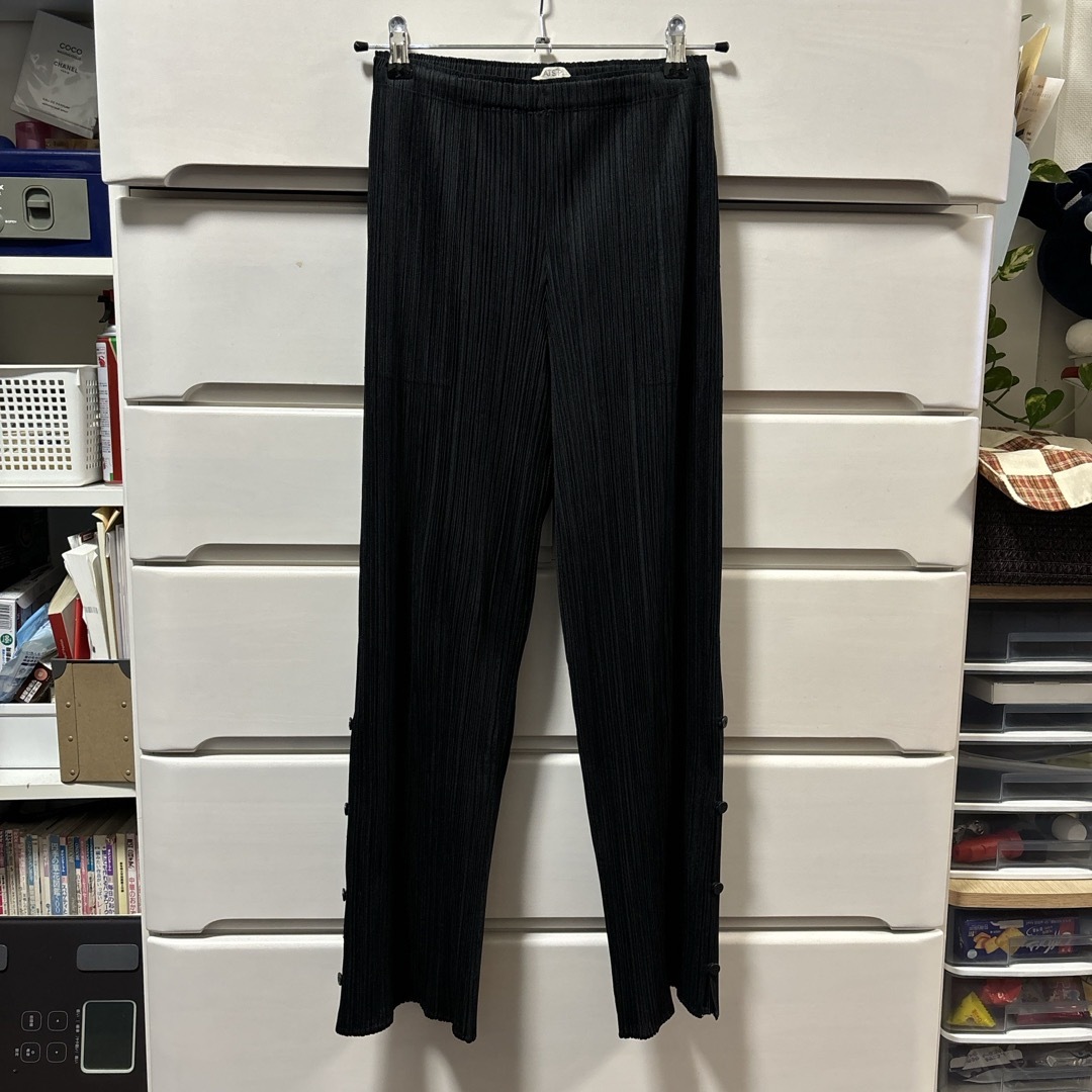 PLEATS PLEASE ISSEY MIYAKE - 💕希少パンツ。プリーツプリーズ PLEATS PLEASE ISSEY MIYAKE - 💕希少パンツ。プリーツプリーズ