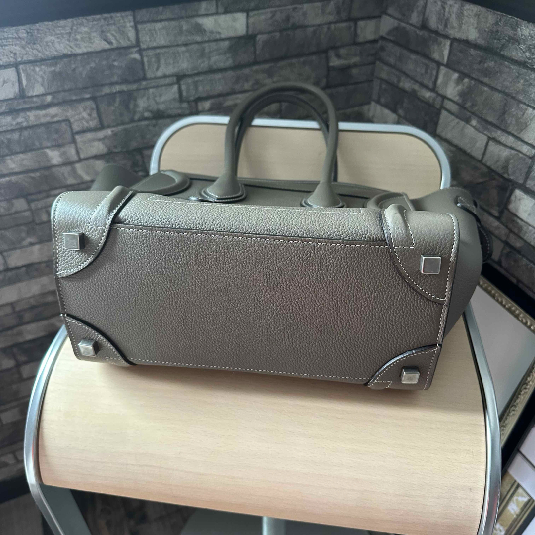 CELINE - 廃盤品 CELINE ラゲージ マイクロショッパー スリ CELINE - 廃盤品 CELINE ラゲージ マイクロショッパー スリ