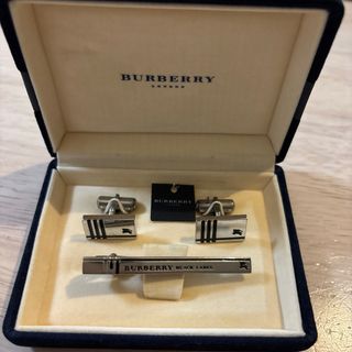 BURBERRY BLACK LABEL(ネクタイピン)のフリマアイテム一覧 BURBERRY BLACK LABEL(ネクタイピン)のフリマアイテム一覧