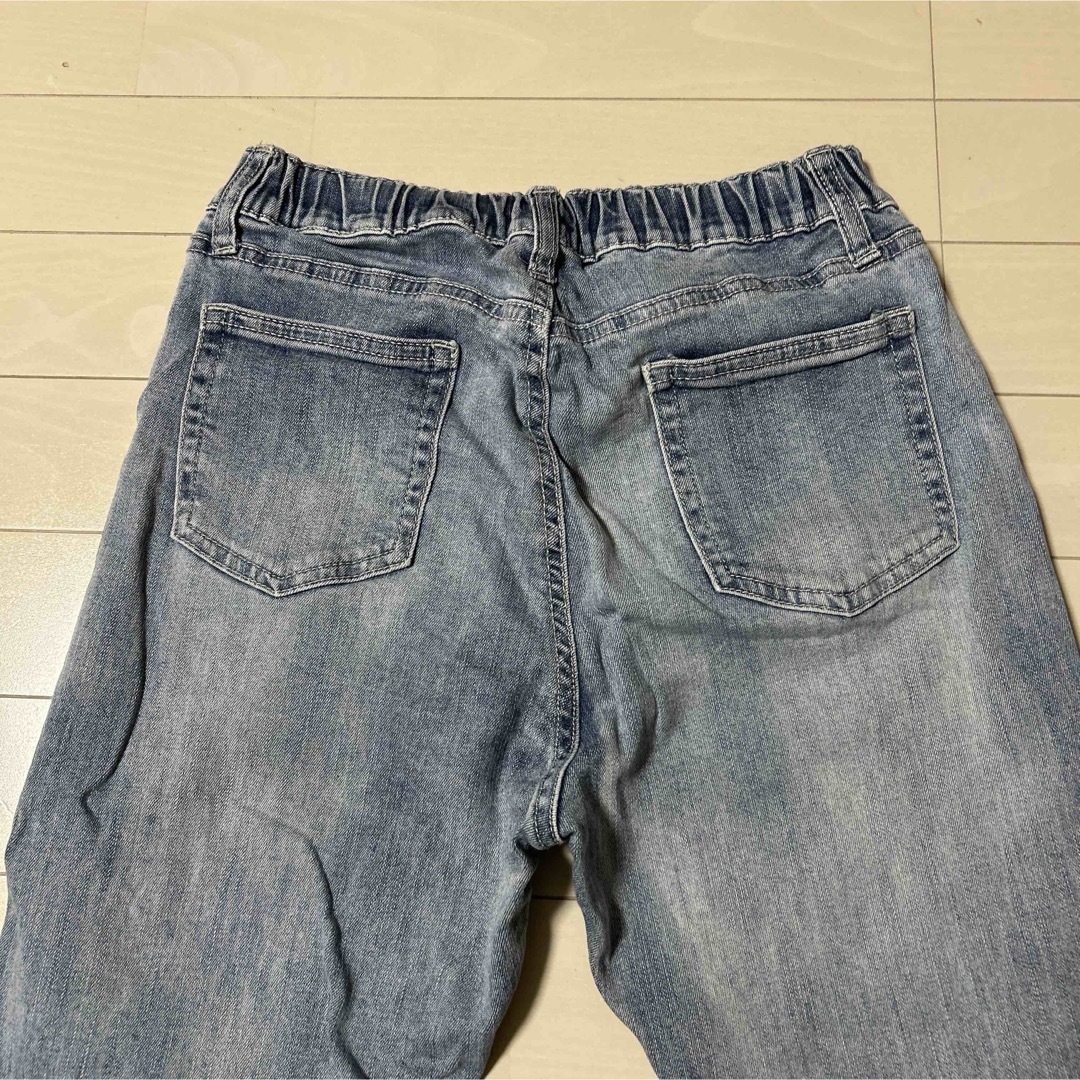 NAVY(ネイビー)のNAVYキッズ160センチデニム　子どもボトムス　青　ライトブルー　スリムパンツ キッズ/ベビー/マタニティのキッズ服女の子用(90cm~)(パンツ/スパッツ)の商品写真