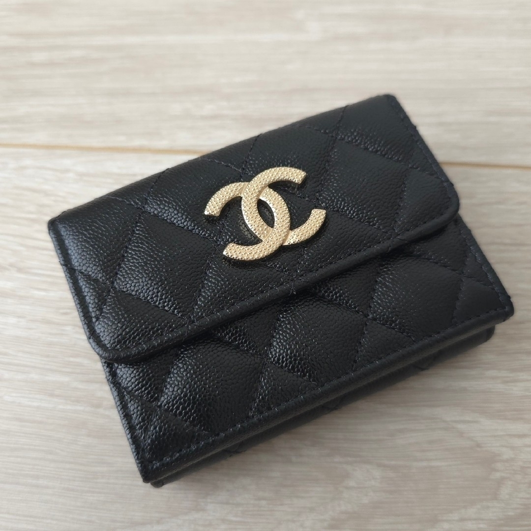 CHANEL - 新品同様【シャネル】キャビアスキン スモール CHANEL - 新品同様【シャネル】キャビアスキン スモール