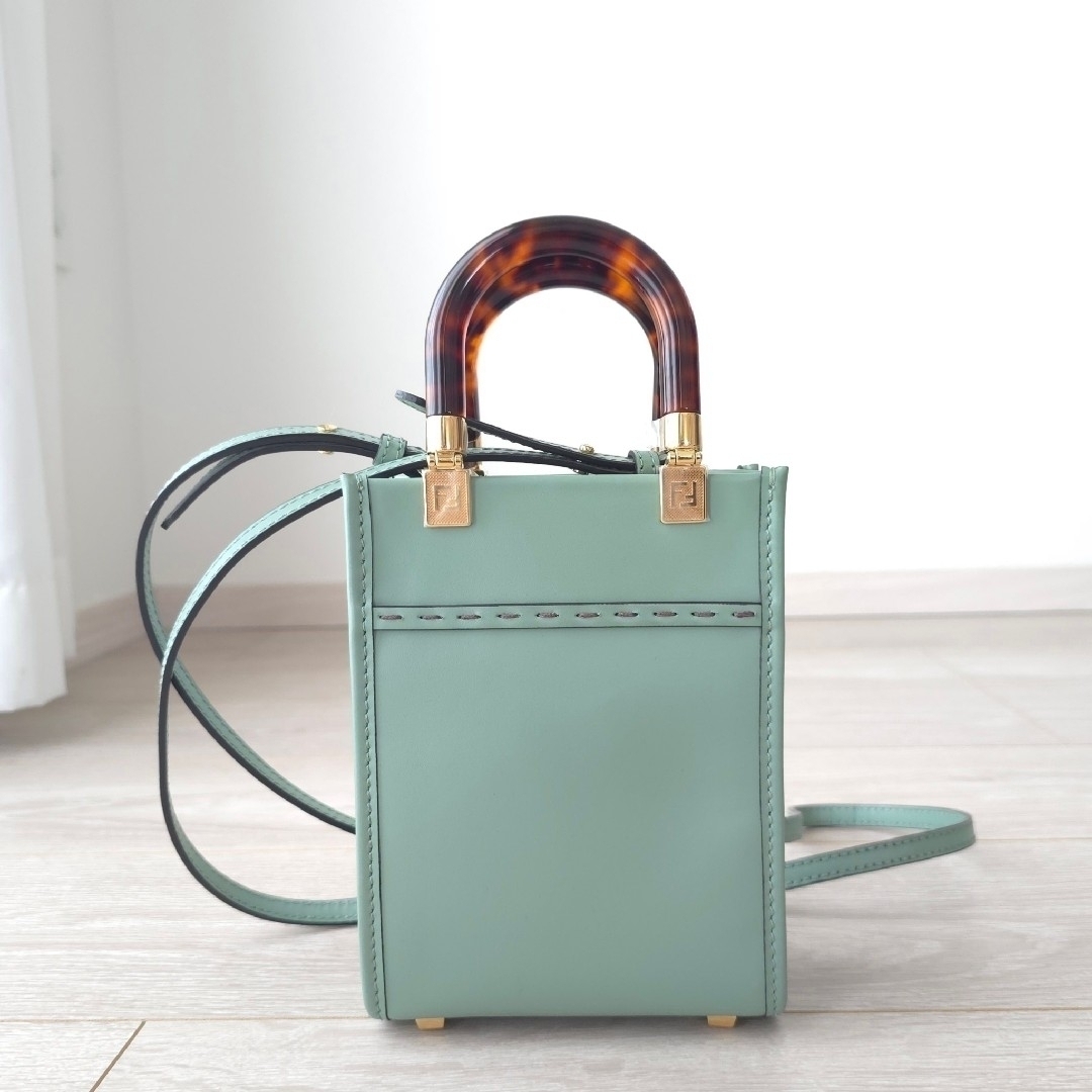 FENDI - 新品同様【フェンディ】サンシャイン ショッパー ミニ FENDI - 新品同様【フェンディ】サンシャイン ショッパー ミニ
