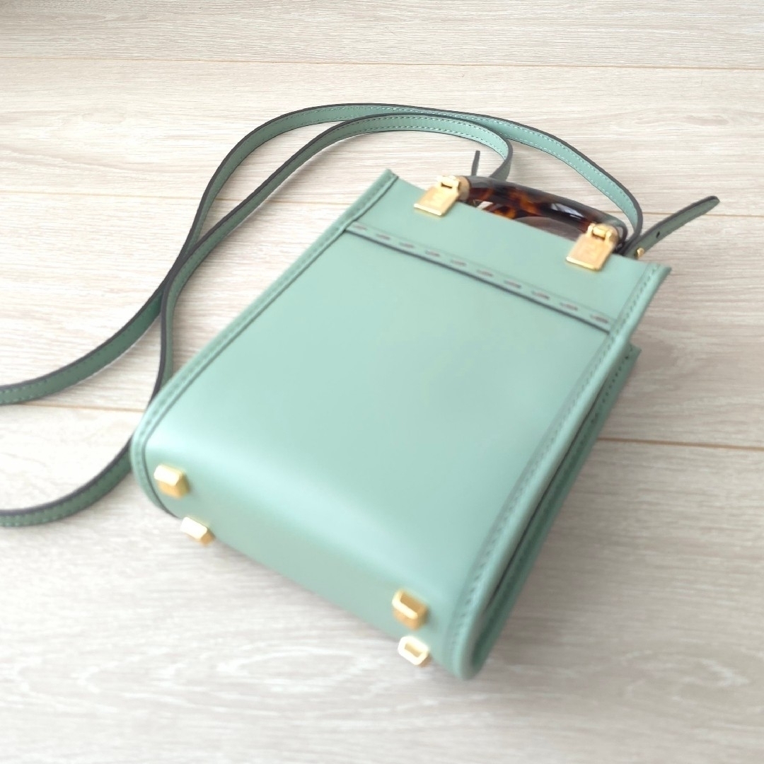 FENDI - 新品同様【フェンディ】サンシャイン ショッパー ミニ FENDI - 新品同様【フェンディ】サンシャイン ショッパー ミニ