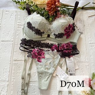 Wacoal - ベルサイユのばら♡サルート♡新品♡ブラ♡ソング Wacoal - ベルサイユのばら♡サルート♡新品♡ブラ♡ソング