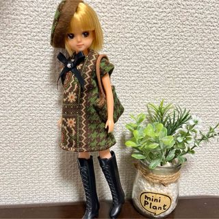 リカチャン(リカちゃん)の041❤️ リカちゃん　エキゾチックな柄のミニワンピース(人形)