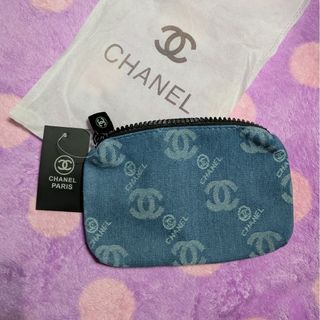 CHANEL - 新品未使用 シャネル 星型 ポーチ シルバー コイン CHANEL - 新品未使用 シャネル 星型 ポーチ シルバー コイン