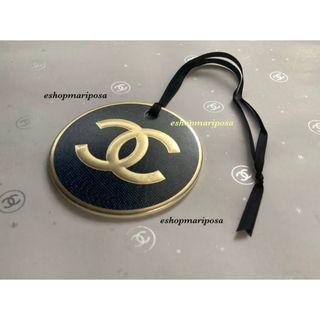 CHANEL - 2023年 シャネル チャーム 3種類 2023ホリデーの通販 CHANEL - 2023年 シャネル チャーム 3種類 2023ホリデーの通販