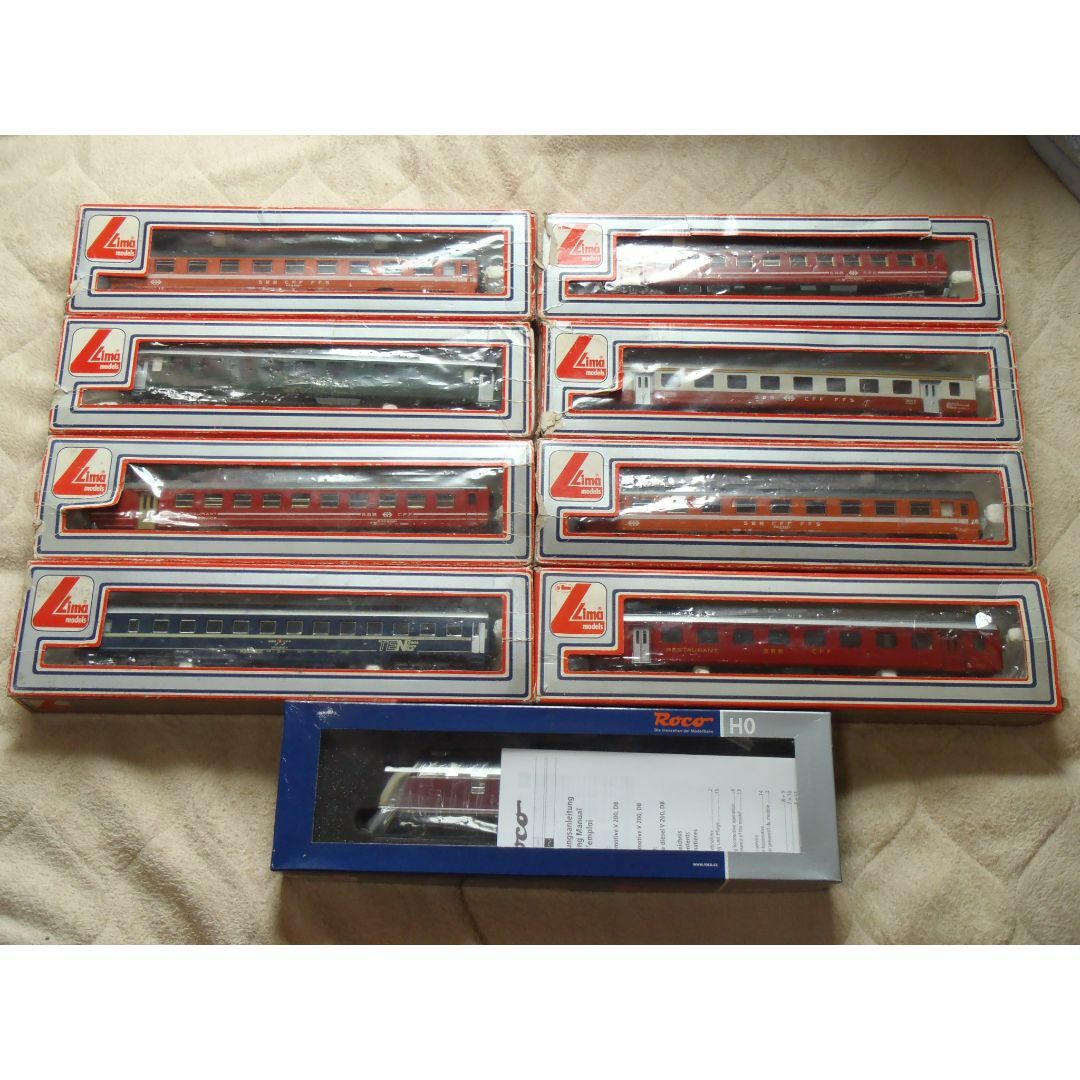 ❤️海外❤️HOゲージ★９両セット★動作品★気動車★客車★箱付き★スイス連邦鉄道