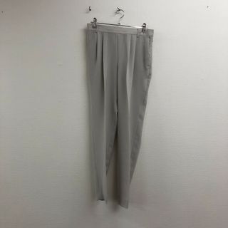 【UNITED ARROWS GREEN LABEL RELAXING】ユナイテッドアローズグリーンレーベルリラクシング　白系　３８　パンツ　スラックス(その他)