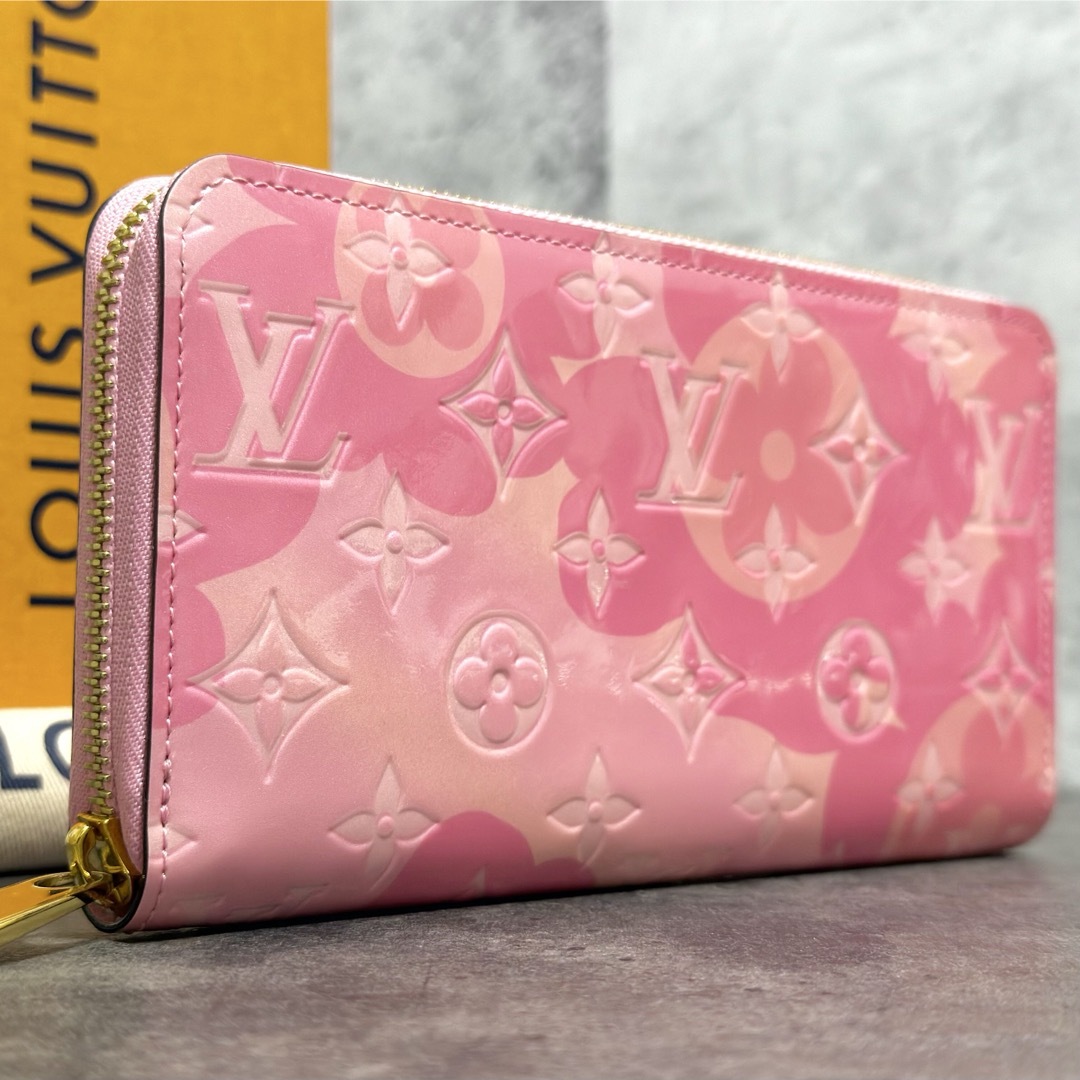 LOUIS VUITTON - 2021年 バレンタイン 日本限定⭐️ルイヴィトン LOUIS VUITTON - 2021年 バレンタイン 日本限定⭐️ルイヴィトン