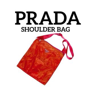 PRADA(レッド/赤色系)のフリマアイテム一覧 PRADA(レッド/赤色系)のフリマアイテム一覧