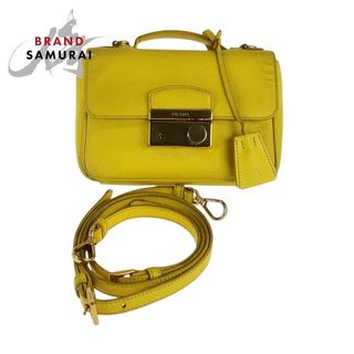 PRADA(バッグ ・ イエロー/黄色系)のフリマアイテム一覧 PRADA(バッグ ・ イエロー/黄色系)のフリマアイテム一覧