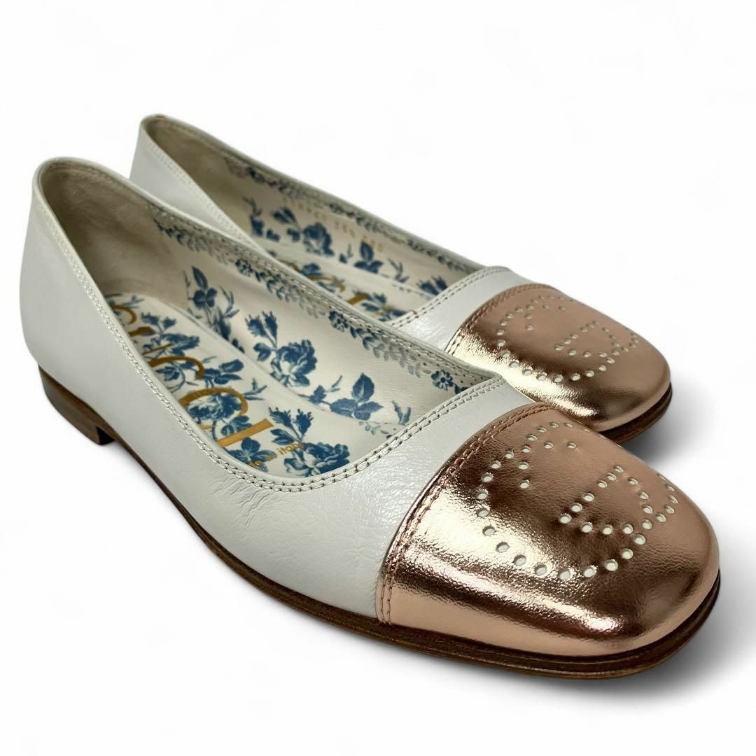 GUCCI - 美品 グッチ 35 1/2 22.5 フラットパンプス GG ホワイト GUCCI - 美品 グッチ 35 1/2 22.5 フラットパンプス GG ホワイト