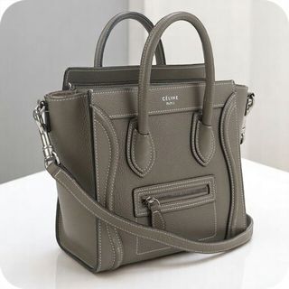 CELINE - 美品☆ セリーヌ ラゲージ ナノ 新ロゴ 2way 薄ピンク CELINE - 美品☆ セリーヌ ラゲージ ナノ 新ロゴ 2way 薄ピンク