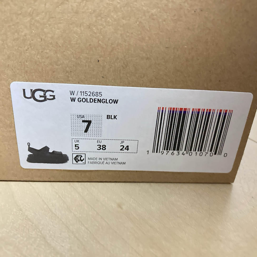 UGG - 新品 UGG 今期 ゴールデングロウ 24cm 黒 ブラックの通販 UGG - 新品 UGG 今期 ゴールデングロウ 24cm 黒 ブラックの通販