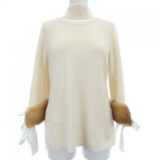 FENDI(ニット/セーター ・ ホワイト/白色系)のフリマアイテム一覧 FENDI(ニット/セーター ・ ホワイト/白色系)のフリマアイテム一覧