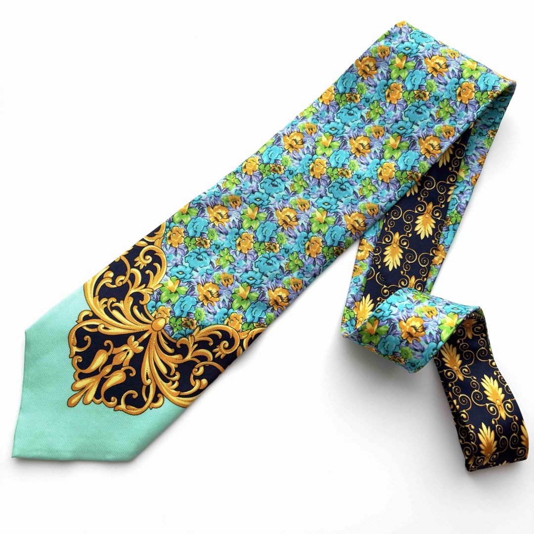 VERSACE - ꧁美品꧂ ヴェルサーチ ネクタイ バロック 花柄 VERSACE - ꧁美品꧂ ヴェルサーチ ネクタイ バロック 花柄