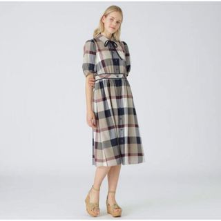BLUE LABEL CRESTBRIDGE(ひざ丈ワンピース)のフリマアイテム一覧 BLUE LABEL CRESTBRIDGE(ひざ丈ワンピース)のフリマアイテム一覧
