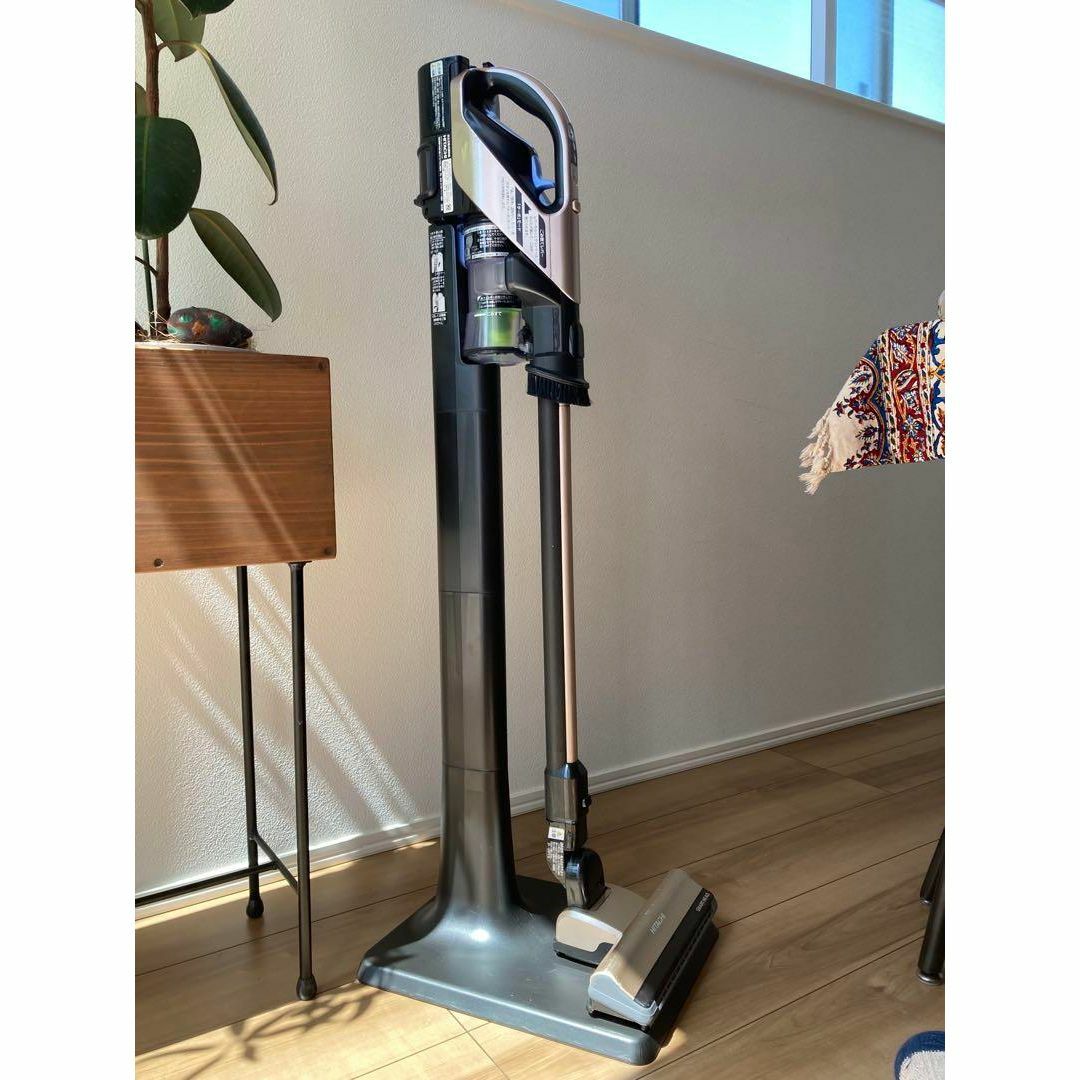 アメリカ通販ファッション HITACHI 訳あり コードレス 掃除機 スティッククリーナー 掃除機・クリーナー