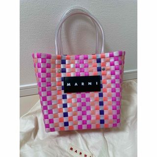 MARNI(かごバッグ/ストローバッグ ・ ピンク/桃色系)のフリマ MARNI(かごバッグ/ストローバッグ ・ ピンク/桃色系)のフリマ