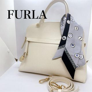 FURLA(ホワイト/白色系)のフリマアイテム一覧 FURLA(ホワイト/白色系)のフリマアイテム一覧
