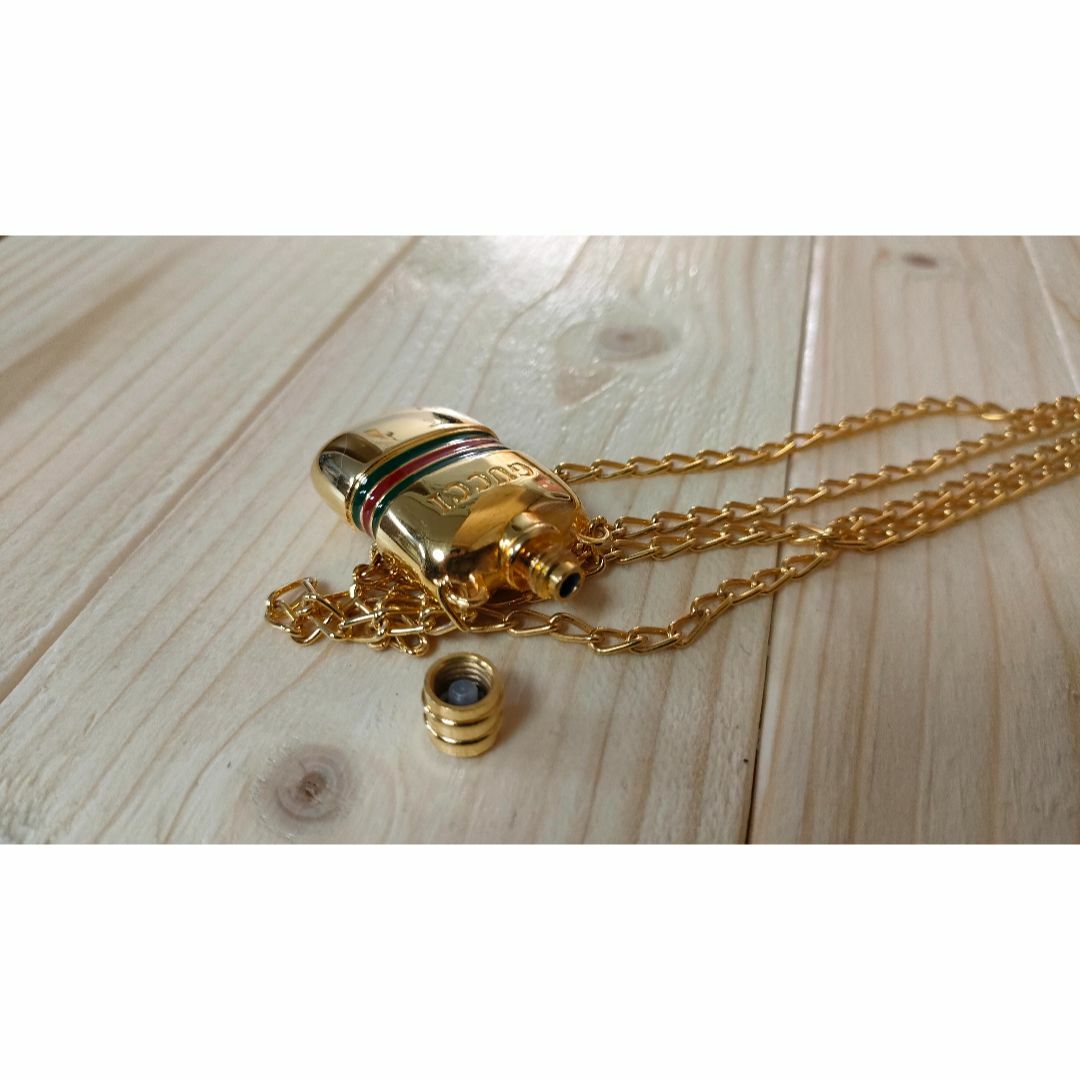 GUCCI - GUCCI グッチ ボトルネックレス ゴールド 香水入れ GUCCI - GUCCI グッチ ボトルネックレス ゴールド 香水入れ