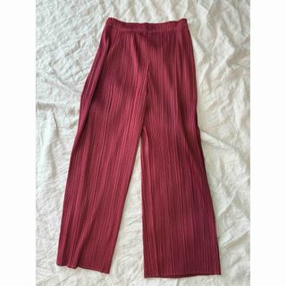 PLEATS PLEASE ISSEY MIYAKE(カジュアルパンツ)のフリマ PLEATS PLEASE ISSEY MIYAKE(カジュアルパンツ)のフリマ