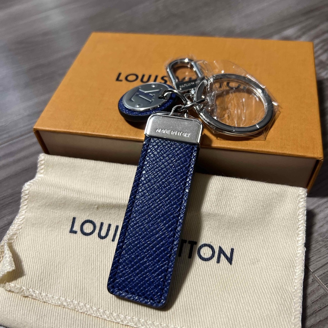 LOUIS VUITTON - LOUIS VUITTON キーリングの通販 by ひまわり's LOUIS VUITTON - LOUIS VUITTON キーリングの通販 by ひまわり's