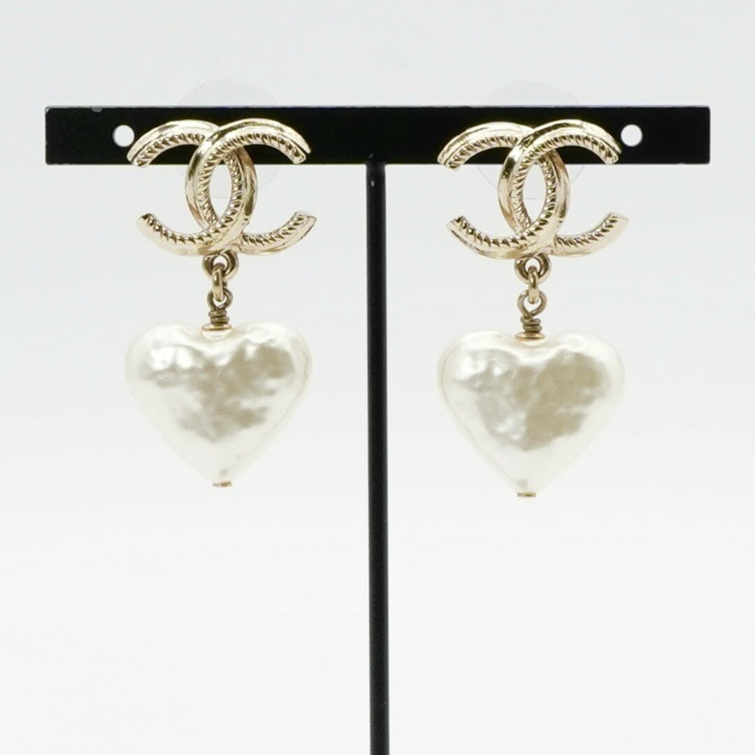 CHANEL - シャネル CHANEL ピアス イヤリング ゴールド ココ CHANEL - シャネル CHANEL ピアス イヤリング ゴールド ココ