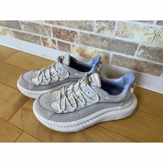 UGG - 正規 限定 ugg カモフラ 迷彩 スニーカーの通販 by ブルー UGG - 正規 限定 ugg カモフラ 迷彩 スニーカーの通販 by ブルー