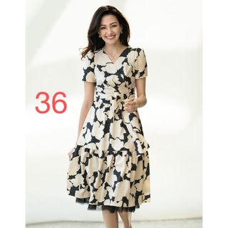 M'S GRACY - エムズグレイシー ワンピース 花柄 ドッキング 切替 M'S GRACY - エムズグレイシー ワンピース 花柄 ドッキング 切替