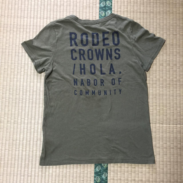 RODEO CROWNS(ロデオクラウンズ)のRION様８日まで専用ミッキー インディアン ビンテージ加工 カーキ ディズニー レディースのトップス(Tシャツ(半袖/袖なし))の商品写真