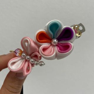 つまみ細工 お花 ちょうちょ ピンク バレッタ 和装 着物 髪飾り(バレッタ/ヘアクリップ)