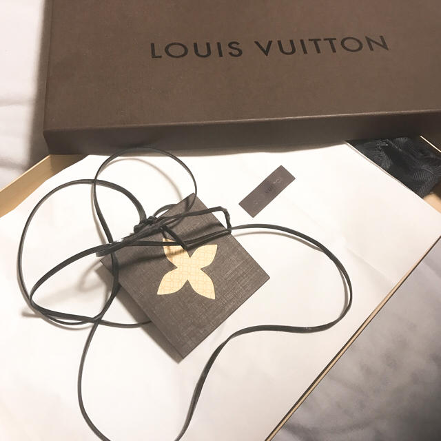 LOUIS VUITTON(ルイヴィトン)の（専用✋）ルイヴィトン ストール レディースのファッション小物(ストール/パシュミナ)の商品写真