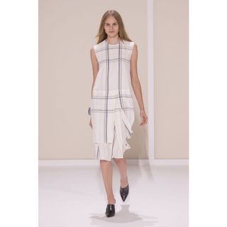 HERMES(ワンピース)のフリマアイテム一覧 HERMES(ワンピース)のフリマアイテム一覧