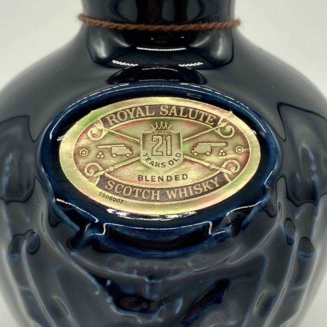 シーバス ブラザーズ ロイヤルサルート 21年 青陶器ボトル 375ml シーバス ブラザーズ ロイヤルサルート 21年 青陶器ボトル 375ml