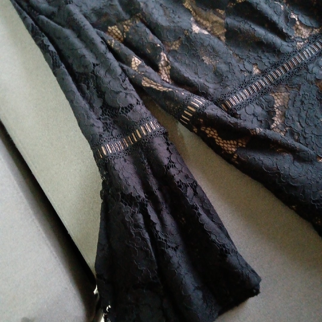 TADASHI SHOJI - 極上品【タダシジョージの黒長袖ワンピース】6 TADASHI SHOJI - 極上品【タダシジョージの黒長袖ワンピース】6