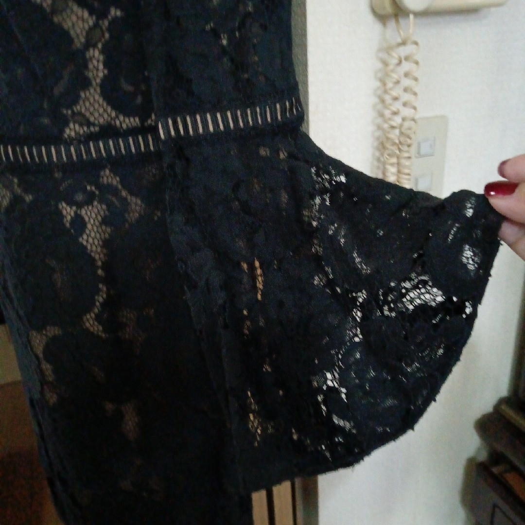 TADASHI SHOJI - 極上品【タダシジョージの黒長袖ワンピース】6 TADASHI SHOJI - 極上品【タダシジョージの黒長袖ワンピース】6