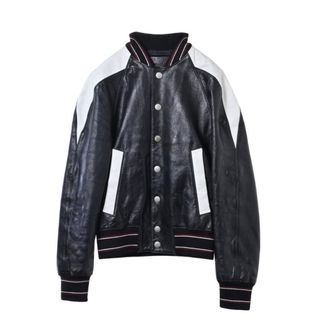 GIVENCHY(ジャケット/アウター)のフリマアイテム一覧 GIVENCHY(ジャケット/アウター)のフリマアイテム一覧