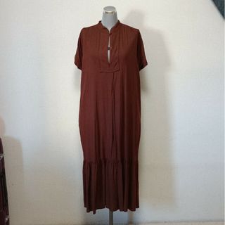 holiday - HOLIDAY*ワンピースの通販 by shop !|ホリデイなら holiday - HOLIDAY*ワンピースの通販 by shop !|ホリデイなら