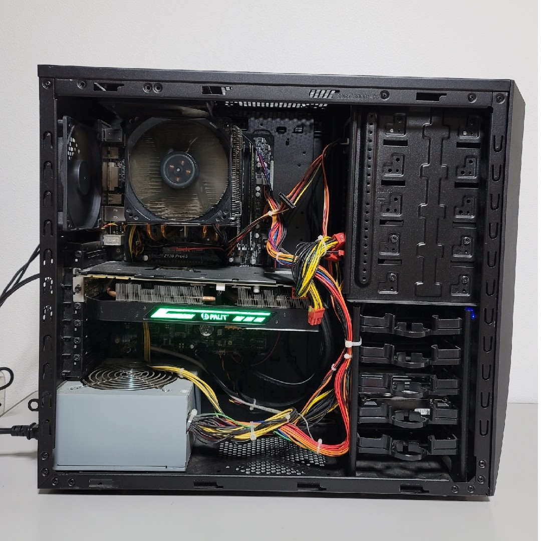 値下げ 美品 高性能ゲーミングpc i7/gtx1070/16gb/WiFiの通販 by 値下げ 美品 高性能ゲーミングpc i7/gtx1070/16gb/WiFiの通販 by