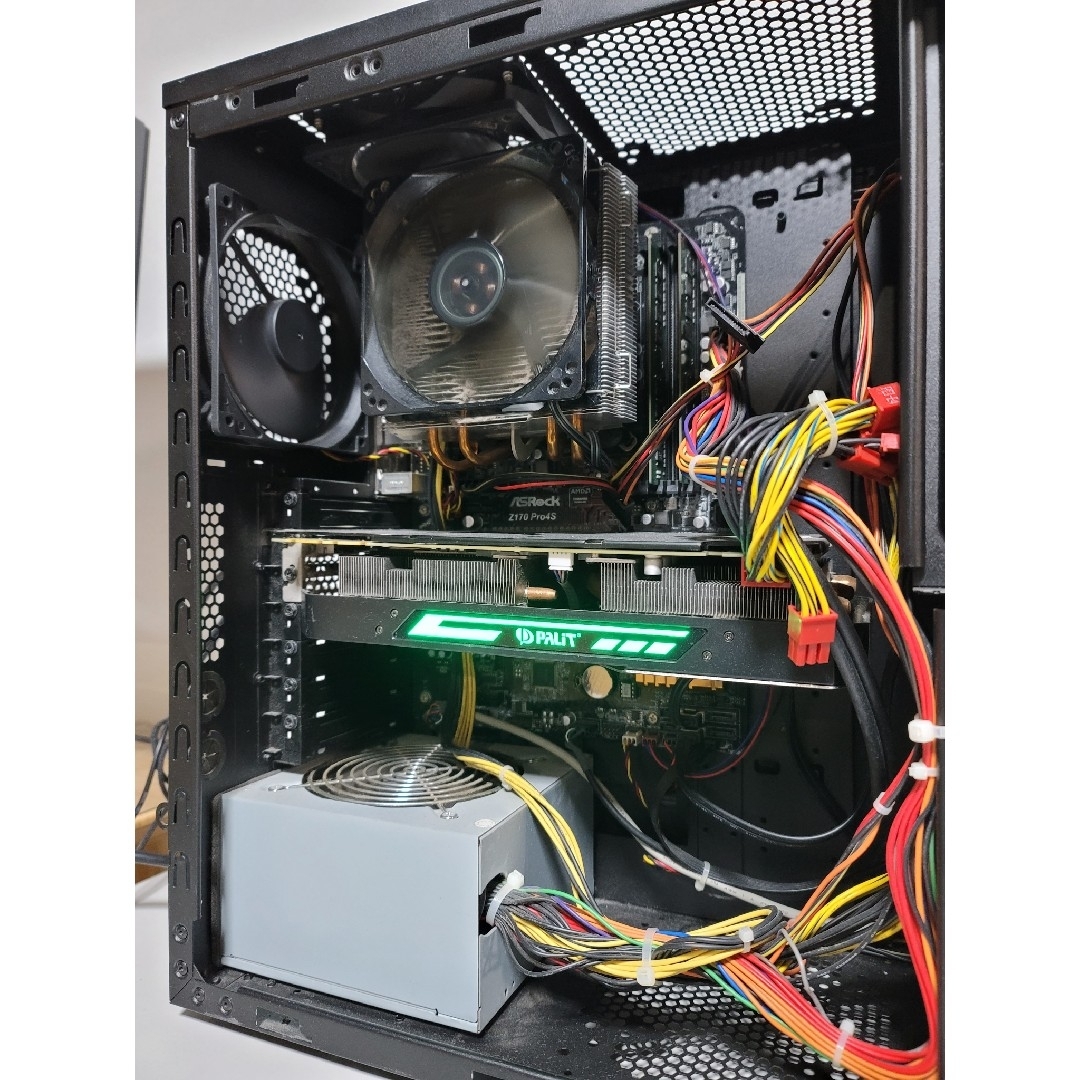 値下げ 美品 高性能ゲーミングpc i7/gtx1070/16gb/WiFiの通販 by 値下げ 美品 高性能ゲーミングpc i7/gtx1070/16gb/WiFiの通販 by