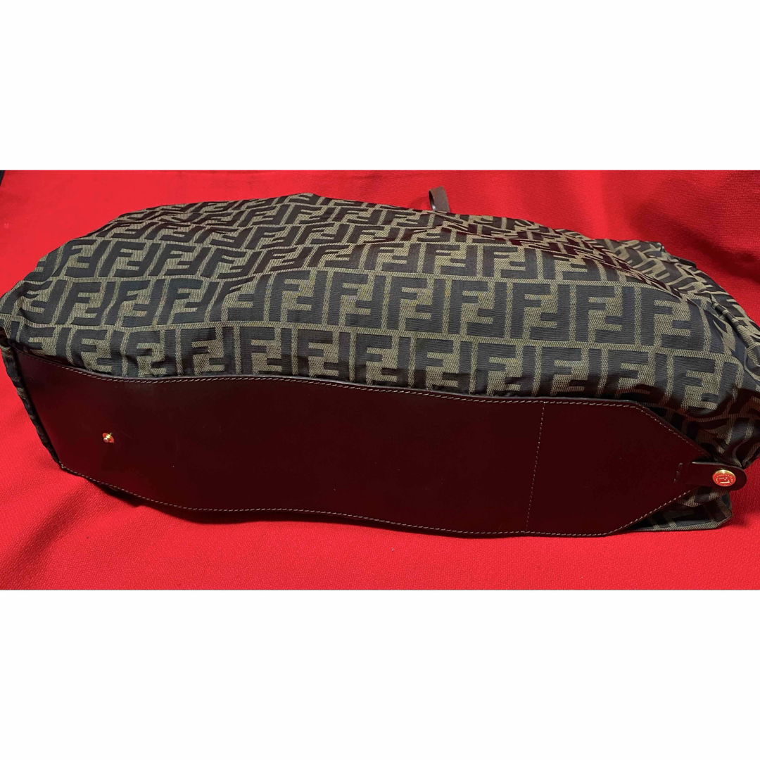 FENDI - 極美品 FENDI フェンディ ズッカ FF ボストン バッグ 本 FENDI - 極美品 FENDI フェンディ ズッカ FF ボストン バッグ 本
