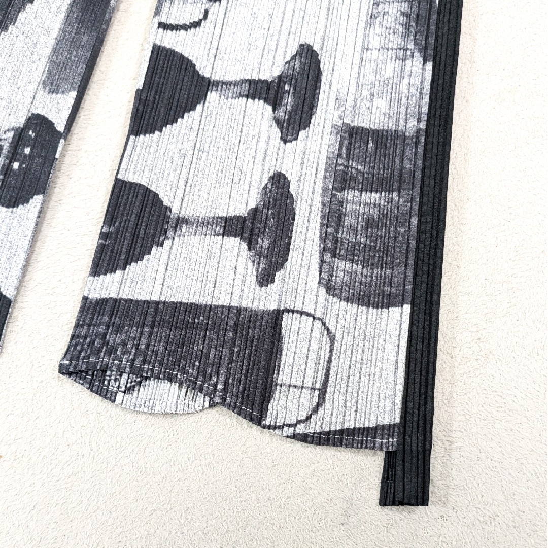 PLEATS PLEASE ISSEY MIYAKE - プリーツプリーズ イッセイミヤケ PLEATS PLEASE ISSEY MIYAKE - プリーツプリーズ イッセイミヤケ