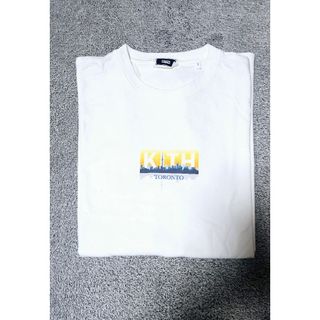 KITH - 新作 キス kith pray for noto tee Tシャツ Lサイズの KITH - 新作 キス kith pray for noto tee Tシャツ Lサイズの