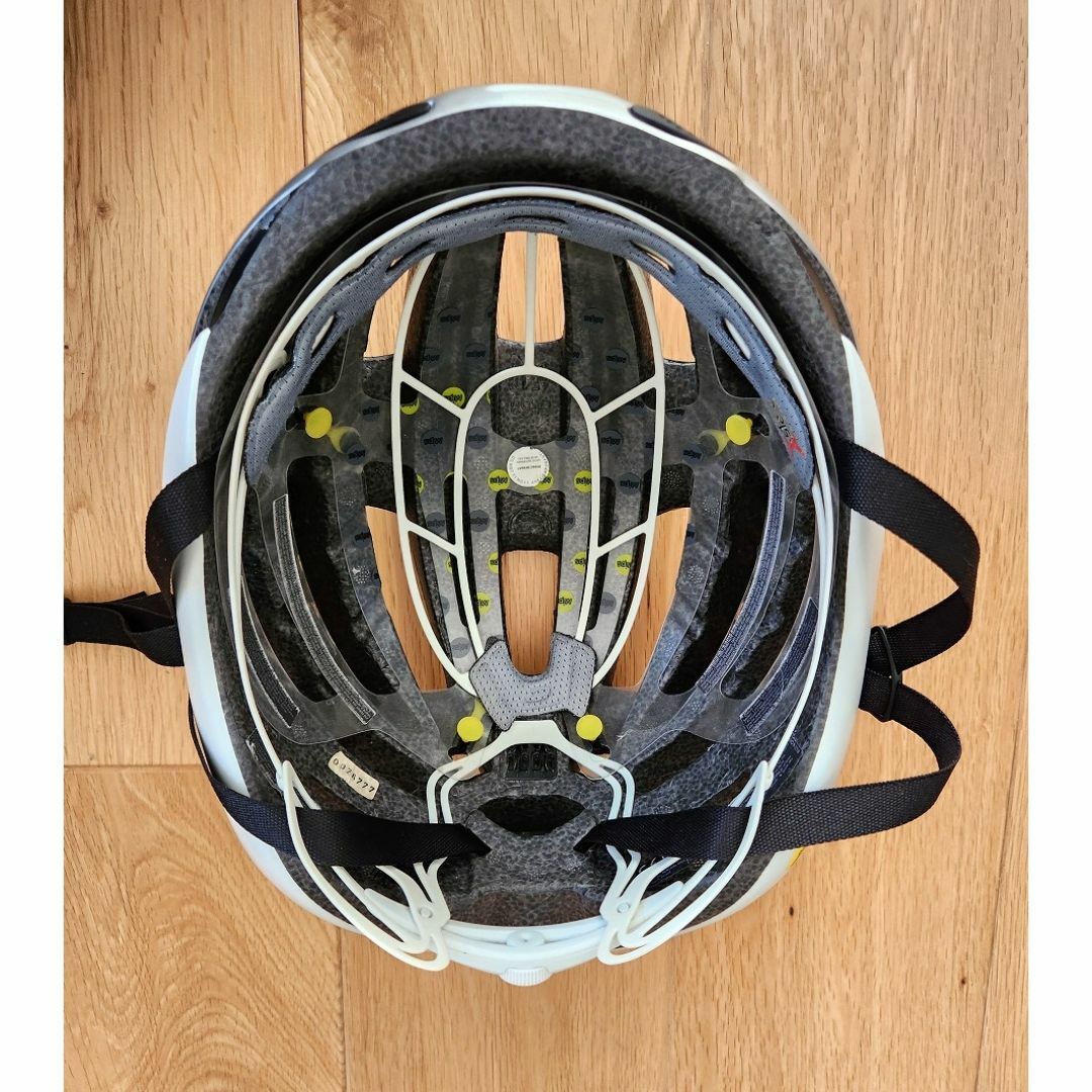 GIRO - GIRO SYNTHE AF ロードバイク用ヘルメット ホワイト Mの GIRO - GIRO SYNTHE AF ロードバイク用ヘルメット ホワイト Mの